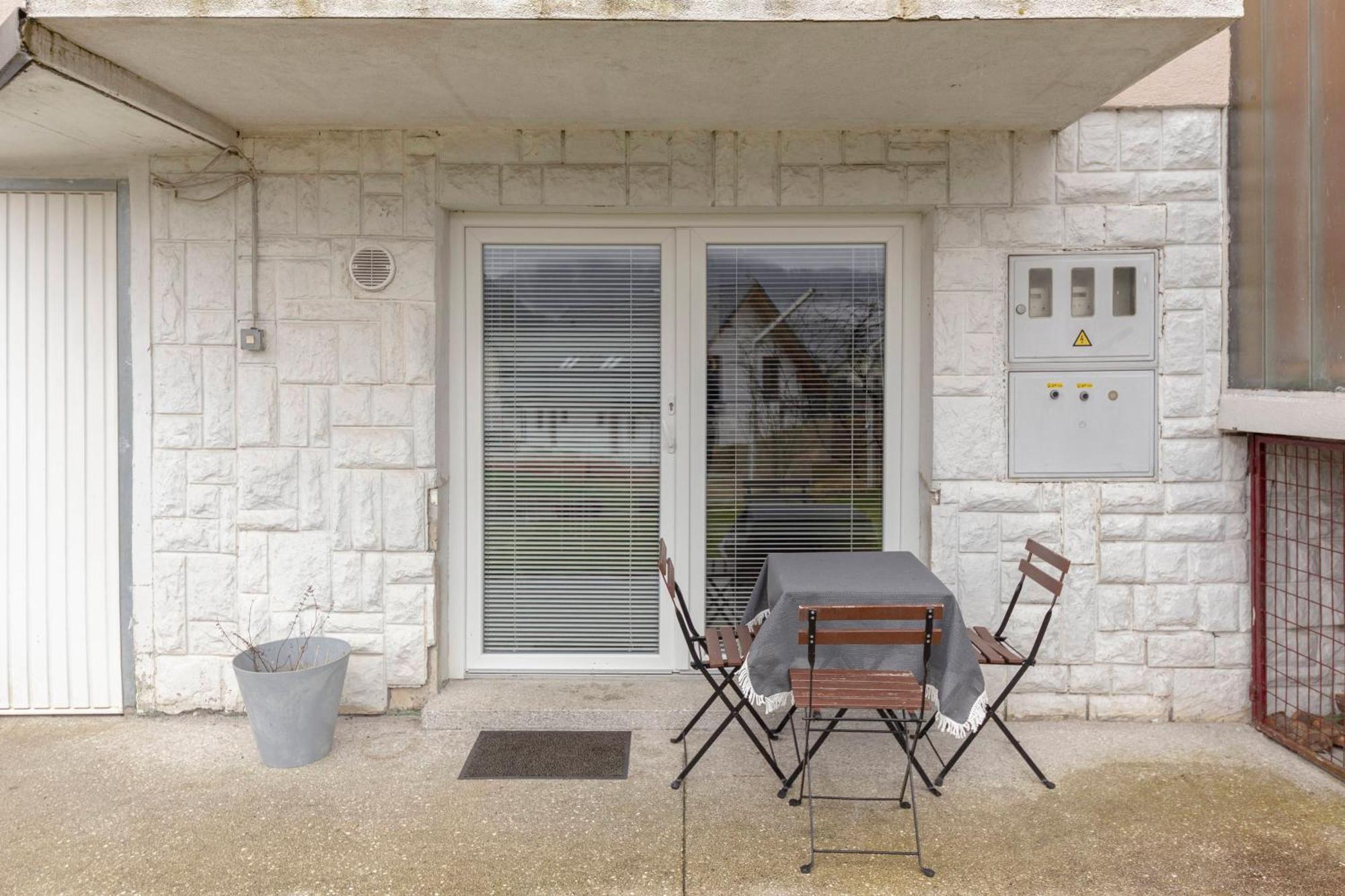 Apartments Znidar Spodnje Gorje Екстер'єр фото